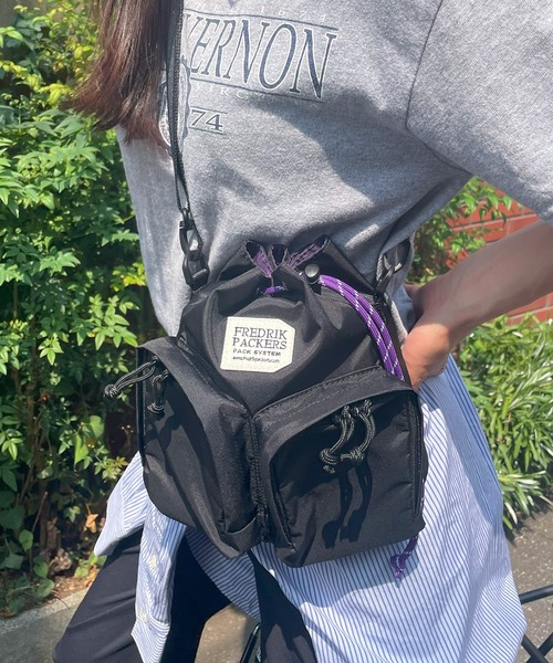FREDRIK PACKERS(フレドリックパッカーズ)の「【FREDRIK PACKERS】≪別注≫420D BOUNCE SHOULDER(ショルダーバッグ・レディース・ベージュ/グレー/オリーブ/ブラック/ブラック系その他2・FREE)」の18枚目の写真