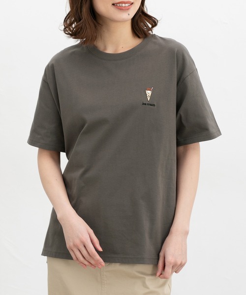 Honeys(ハニーズ)の「【UVカット】半袖モチーフ刺繍Tシャツ(Tシャツ/カットソー・レディース・スモークピンク/オフホワイト/ダークグリーン系/スミクロ/ベージュ・L/M/S)」の13枚目の写真