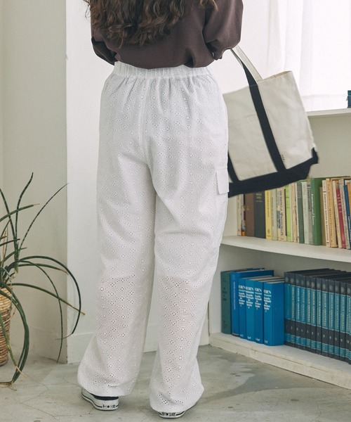 MONO-MART LADY'S（モノマートレディース）の「アイレット刺繍 コットンレース カーゴパンツ（カーゴパンツ・レディース・ブラック/ホワイト・FREE）」の16枚目の写真