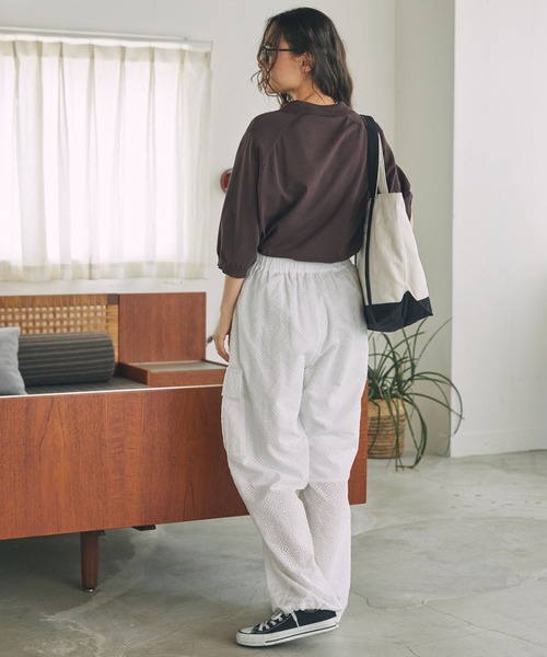 MONO-MART LADY'S（モノマートレディース）の「アイレット刺繍 コットンレース カーゴパンツ（カーゴパンツ・レディース・ブラック/ホワイト・FREE）」の20枚目の写真