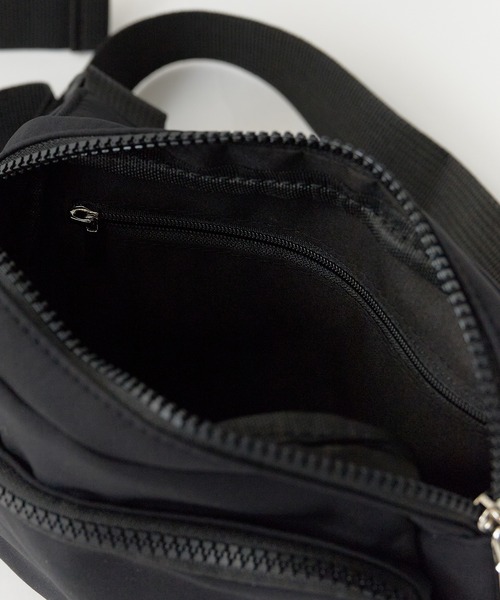 ROOPTOKYO（ループトウキョウ）の「2way ナイロンショルダーバッグ ボディバッグ 【6collar】（ボディバッグ/ウエストポーチ・メンズ・グレー/ブラック/ピンク/グリーン/ブラウン/ベージュ・FREE）」の12枚目の写真