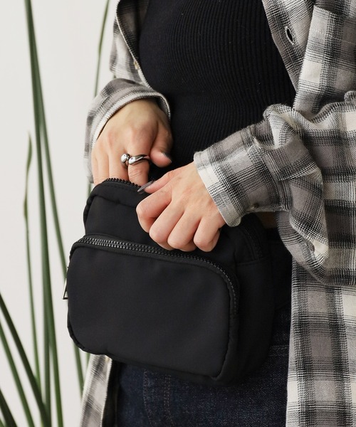 ROOPTOKYO（ループトウキョウ）の「2way ナイロンショルダーバッグ ボディバッグ 【6collar】（ボディバッグ/ウエストポーチ・メンズ・グレー/ブラック/ピンク/グリーン/ブラウン/ベージュ・FREE）」の20枚目の写真