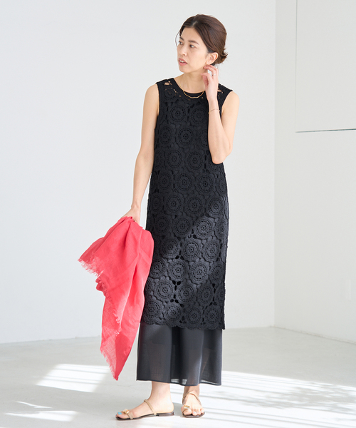 IENA（イエナ）の「コードエンブロイダリーワンピース（ワンピース・レディース・ブラック/ホワイト・FREE）」の6枚目の写真