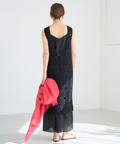 IENA（イエナ）の「コードエンブロイダリーワンピース（ワンピース・レディース・ブラック/ホワイト・FREE）」の8枚目の写真