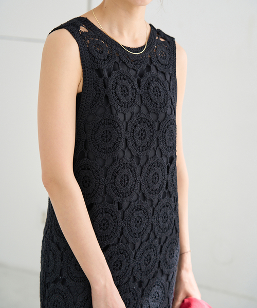 IENA（イエナ）の「コードエンブロイダリーワンピース（ワンピース・レディース・ブラック/ホワイト・FREE）」の11枚目の写真