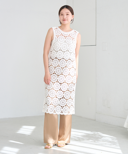 IENA（イエナ）の「コードエンブロイダリーワンピース（ワンピース・レディース・ブラック/ホワイト・FREE）」の21枚目の写真