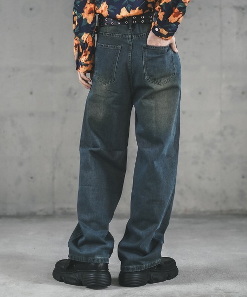 Shoowtime(ショウタイム)の「Vintage Wash Cut Line Denim Pants / ビンテージウォッシュカットラインデニムパンツ(デニムパンツ・メンズ・ブルー系/ブラック系・X-LARGE/LARGE/MEDIUM/SMALL)」の4枚目の写真