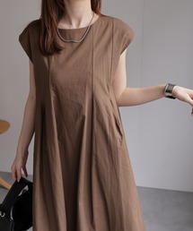 CREARE -LINO-（クレアーレリノ）の「〈レディース商品〉リボン付きタックフレアワンピース（ワンピース）」