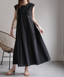 CREARE -LINO-（クレアーレリノ）の「〈レディース商品〉リボン付きタックフレアワンピース（ワンピース）」