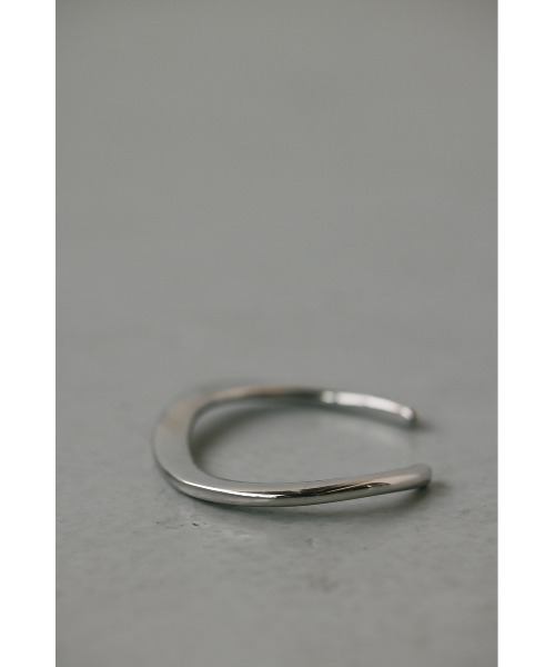 STYLEMIXER(スタイルミキサー)の「フラットカーブバングル(バングル/リストバンド・レディース・ゴールド/シルバー・FREE)」の8枚目の写真