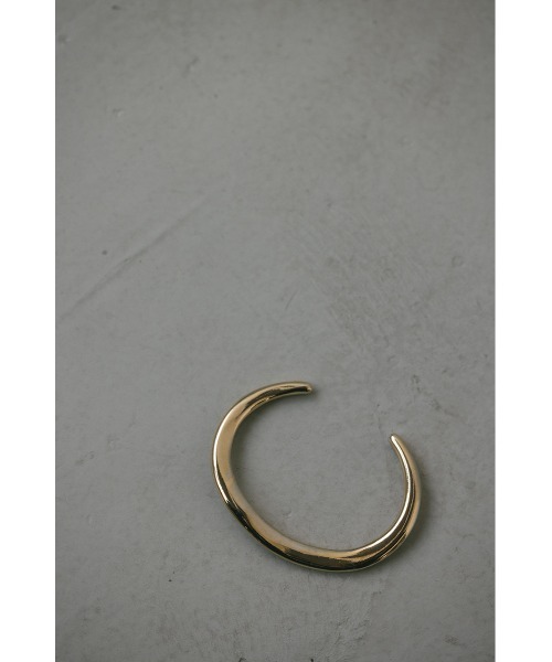 STYLEMIXER(スタイルミキサー)の「フラットカーブバングル(バングル/リストバンド・レディース・ゴールド/シルバー・FREE)」の13枚目の写真