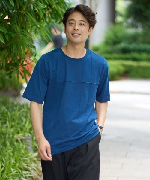 a.v.v(アーヴェヴェ)の「【接触冷感】ピンタックセミワイドシルエットカットソー(Tシャツ/カットソー・メンズ・ブラック/ブルー/ホワイト・50/48/44/46/52)」の1枚目の写真