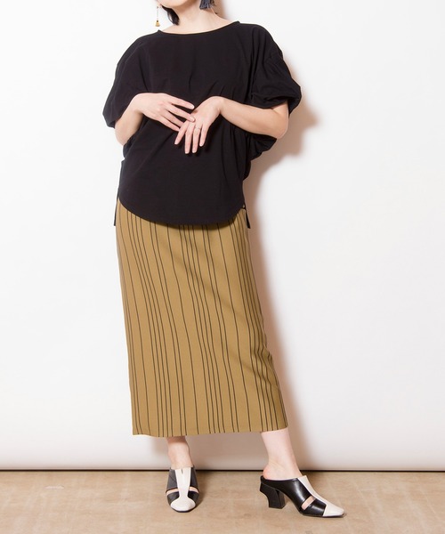 OSMOSIS(オズモーシス)の「ストライプニットスカート(スカート・レディース・ライトベージュ/カーキ/ブラック・ONE SIZE)」の11枚目の写真