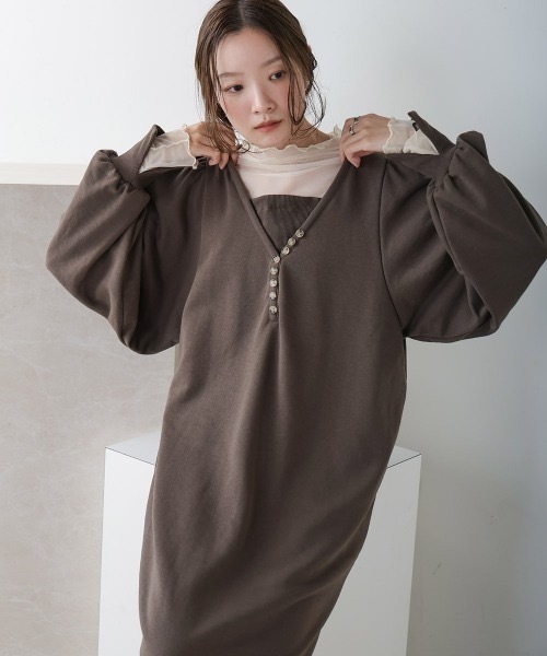 Bab(バブ)の「レイヤード風スウェットワンピース(ワンピース・レディース・ホワイト系その他/チャコールグレー・MEDIUM)」の4枚目の写真