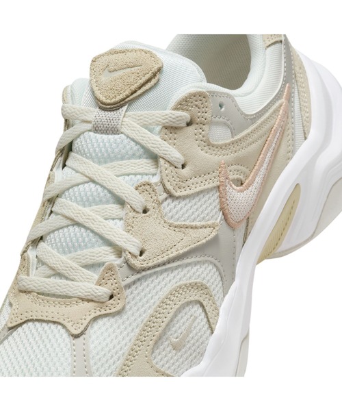 NIKE(ナイキ)の「ナイキ NIKE ナイキ AL8(スニーカー・レディース・ベージュ・23.5cm/24.5cm/25.5cm/23.0cm/24.0cm/25.0cm/26.0cm)」の5枚目の写真