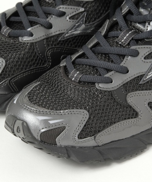 MIZUNO(ミズノ )の「【MIZUNO / ミズノ】WAVE RIDER 10(MEN)(スニーカー・メンズ・ブラック/ライトグレー・MEDIUM/LARGE)」の7枚目の写真