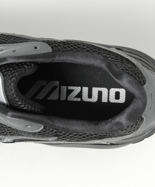 MIZUNO(ミズノ )の「【MIZUNO / ミズノ】WAVE RIDER 10(MEN)(スニーカー・メンズ・ブラック/ライトグレー・MEDIUM/LARGE)」の12枚目の写真