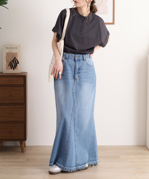 atONE(アットワン)の「2wayデザインボタンカットソー(Tシャツ/カットソー・レディース・チャコールグレー/ブラック/オフホワイト/グレイッシュベージュ・M)」の16枚目の写真