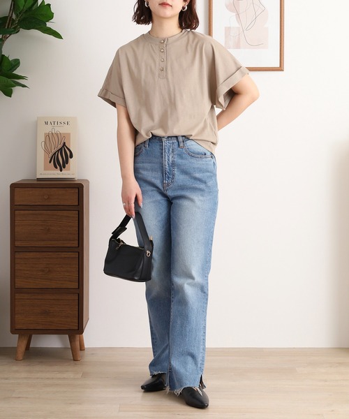 atONE(アットワン)の「2wayデザインボタンカットソー(Tシャツ/カットソー・レディース・チャコールグレー/ブラック/オフホワイト/グレイッシュベージュ・M)」の20枚目の写真