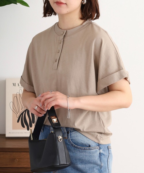 atONE(アットワン)の「2wayデザインボタンカットソー(Tシャツ/カットソー・レディース・チャコールグレー/ブラック/オフホワイト/グレイッシュベージュ・M)」の17枚目の写真