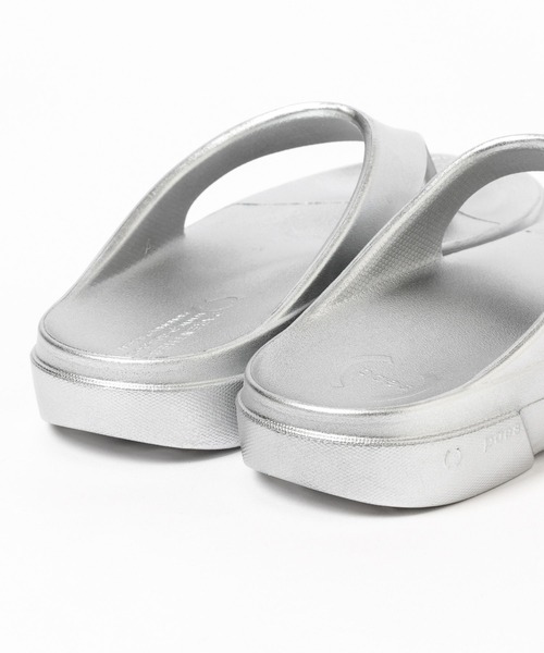 PAES（ペイズ）の「【Paes（ぺイズ）】FLIP FLOP Coサンダル（サンダル・レディース・シルバー・MEDIUM/SMALL）」の9枚目の写真