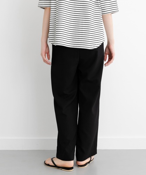 FORK&SPOON（フォークアンドスプーン）の「FORK&SPOON　ドライオックスイージーパンツ（その他パンツ・レディース・ベージュ/ブラック・1/2）」の5枚目の写真