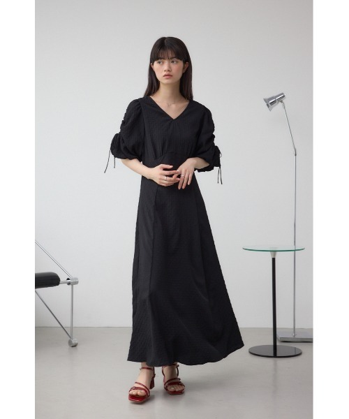 AZUL by moussy(アズールバイマウジー)の「パフスリーブワンピース(ワンピース・レディース・ホワイト系その他/ブラック・SMALL/MEDIUM)」の10枚目の写真