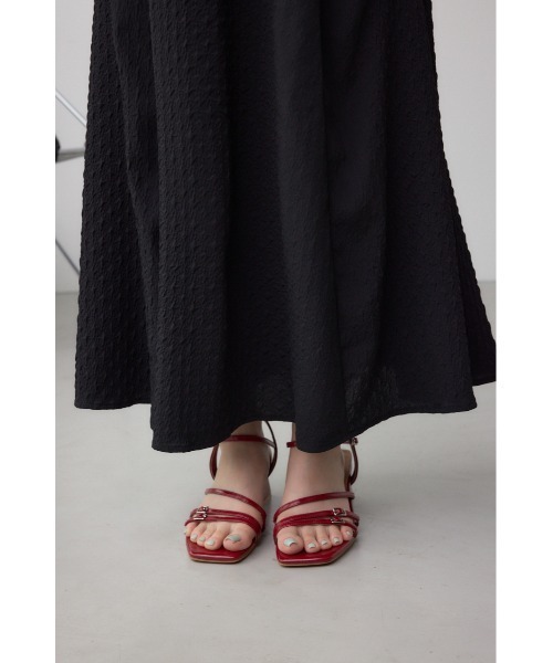 AZUL by moussy(アズールバイマウジー)の「パフスリーブワンピース(ワンピース・レディース・ホワイト系その他/ブラック・SMALL/MEDIUM)」の3枚目の写真