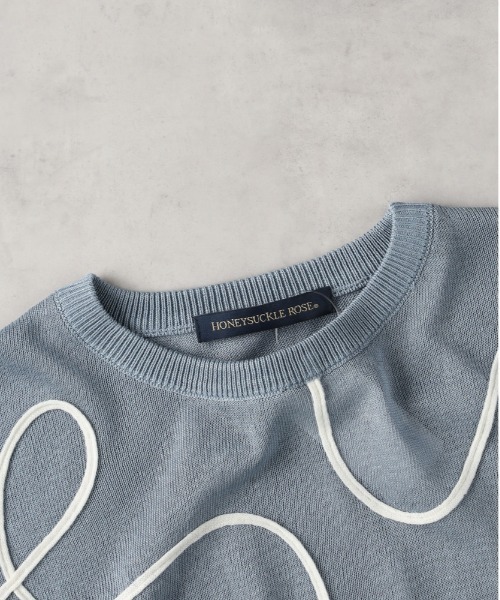 Right-on（ライトオン）の「【HONEYSUCKLE ROSE】コード刺繍プルオーバー（その他トップス・レディース・オフホワイト/ブルー・L/M）」の4枚目の写真
