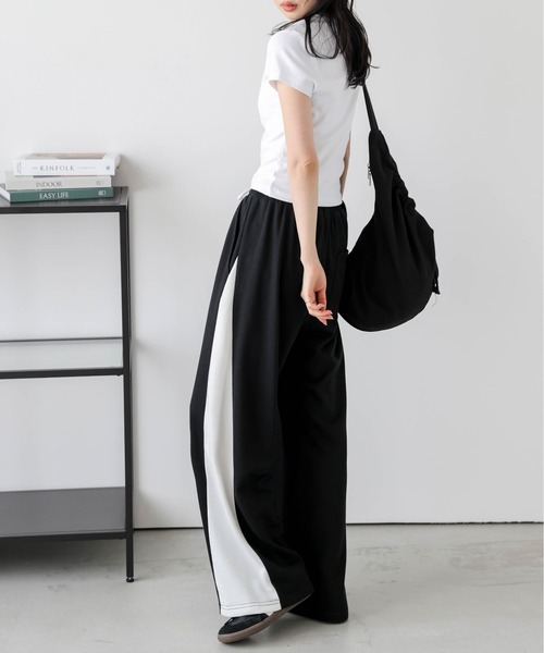 La-gemme(ラジェム)の「サイド切り替えスウェットパンツ(スウェットパンツ・レディース・グレー/ブラック・フリー)」の2枚目の写真