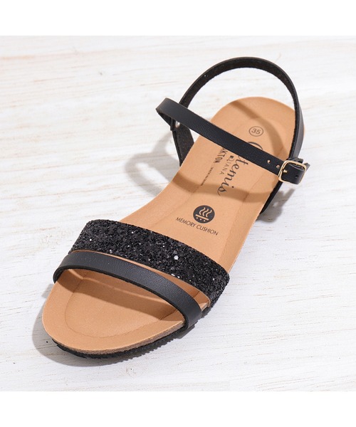 PLAKTON(プラクトン)の「【PLAKTON】カラー別注 アンクルストラップサンダル(サンダル・レディース・シルバー/ブラック/ゴールド・S/M/L)」の5枚目の写真