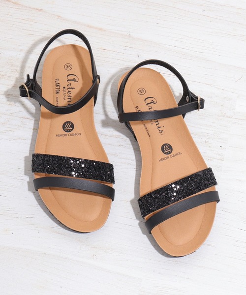 PLAKTON(プラクトン)の「【PLAKTON】カラー別注 アンクルストラップサンダル(サンダル・レディース・シルバー/ブラック/ゴールド・S/M/L)」の4枚目の写真