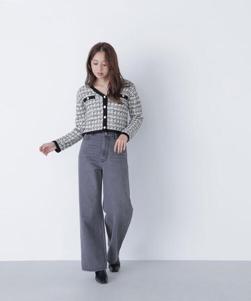 NATURAL BEAUTY BASIC（ナチュラルビューティーベーシック）の「◇【Oggi号・sweet12月号掲載】【ちょうど、いい服】私に“ちょうどいい”ワイドストレートデニム（デニムパンツ・レディース・ブルー系その他2/ブルー/グレー/ダークブルー/ブラック・SMALL/MEDIUM/X-SMALL/LARGE）」の9枚目の写真