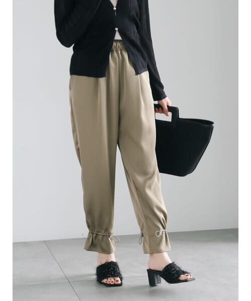 Te chichi（テチチ）の「サテンドロストヘムパンツ（その他パンツ・レディース・カーキ/モカ・F）」の2枚目の写真