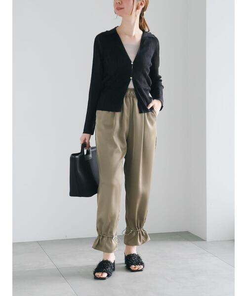 Te chichi（テチチ）の「サテンドロストヘムパンツ（その他パンツ・レディース・カーキ/モカ・F）」の3枚目の写真