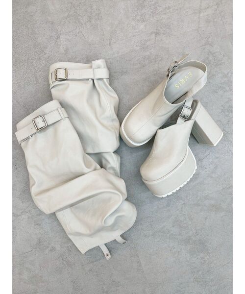 EVRIS(エヴリス)の「2WAYサボ&カバーブーツ(ブーツ・レディース・ブラック/ホワイト・SMALL/MEDIUM/LARGE)」の16枚目の写真