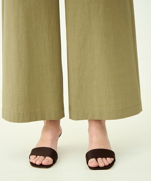 MACPHEE(マカフィー)の「ハイツイストボイル ワイドパンツ(その他パンツ・レディース・ホワイト/ネイビー・36/34/32)」の11枚目の写真