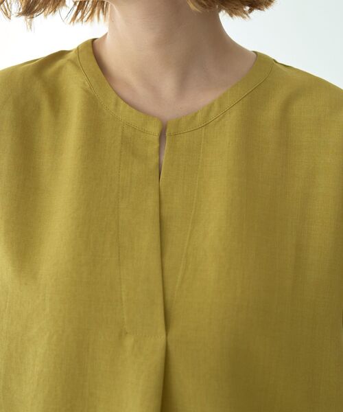 YECCA VECCA（イェッカヴェッカ）の「タックスキッパーブラウス（シャツ/ブラウス・レディース・ライトグレー/イエロー/ネイビー・FREE）」の21枚目の写真