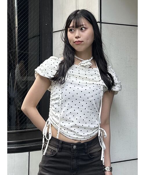 jouetie（ジュエティ）の「コサージュオフショルトップス（Tシャツ/カットソー・レディース・オフホワイト/ブラック・MEDIUM）」の15枚目の写真