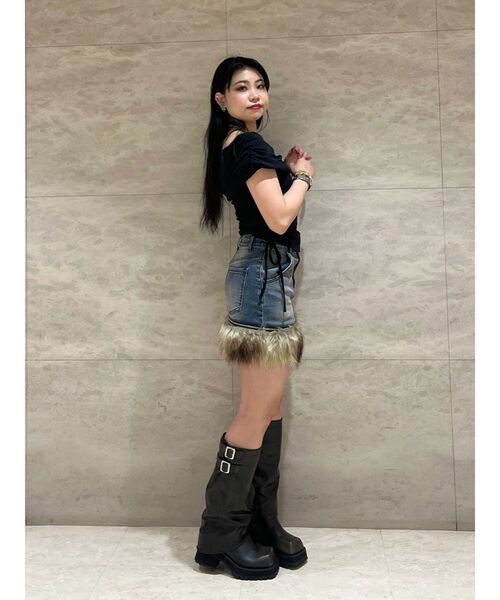 jouetie（ジュエティ）の「コサージュオフショルトップス（Tシャツ/カットソー・レディース・オフホワイト/ブラック・MEDIUM）」の22枚目の写真