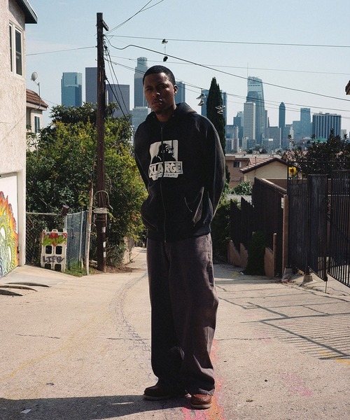 XLARGE(エクストララージ)の「SIDE FADED BAGGY DENIM PANTS(デニムパンツ・メンズ・ブラック/ブラウン/パープル・30inch/32inch/34inch/36inch)」の12枚目の写真