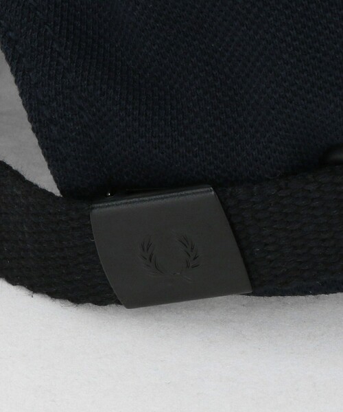FRED PERRY(フレッドペリー)の「<FRED PERRY>カノコ ロゴ キャップ(キャップ・メンズ・ネイビー/ブラック/ナチュラル・FREE)」の17枚目の写真