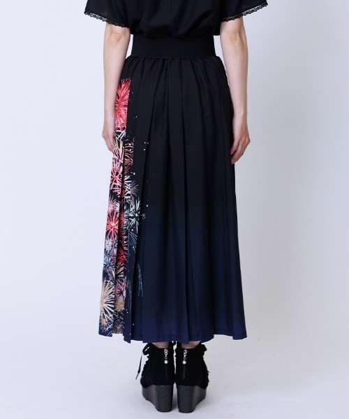 新品　未使用　未開封　axes femme 花火柄タックスカート　花火　スカート 花火柄タックスカート | axes femme | axes femme online shop