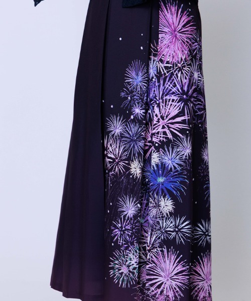 axes femme（アクシーズファム）の「花火柄タックスカート（スカート・レディース・パープル/ブラック・FREE）」の8枚目の写真