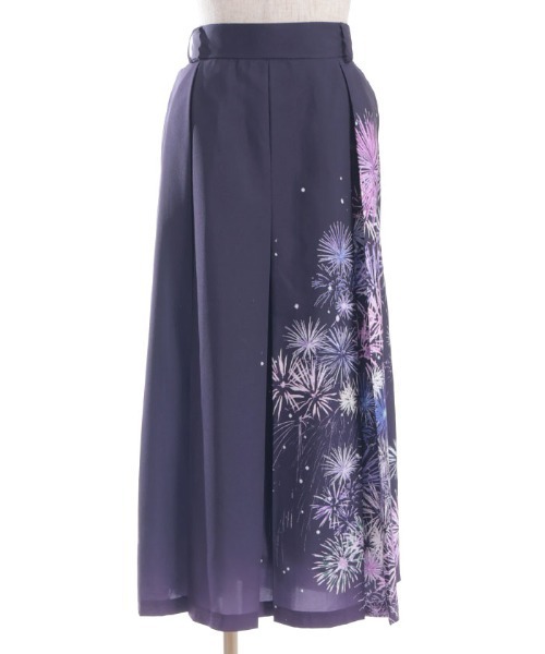 axes femme（アクシーズファム）の「花火柄タックスカート