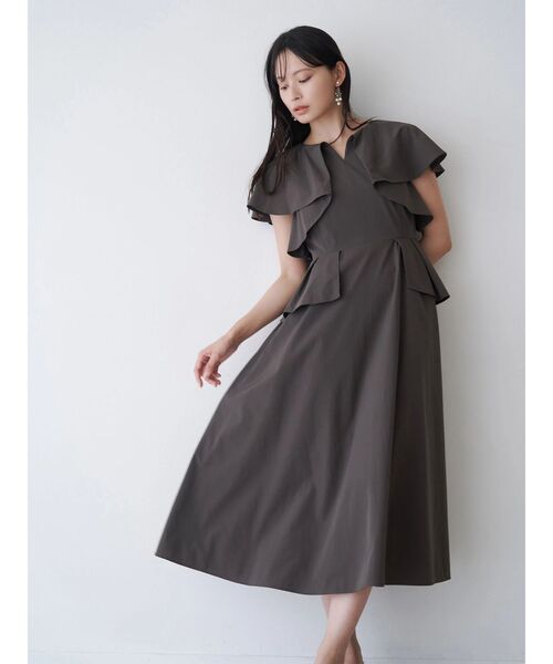 TONAL（トーナル）の「フリルペプラムワンピース（ワンピース・レディース・ライトブルー/レッド/ブラウン・MEDIUM）」の14枚目の写真