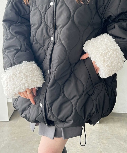GeeRA（ジーラ）の「衿ボアキルティングミドル丈バルーンジャケット（ブルゾン・レディース・アイボリー/ブラック・MEDIUM/LARGE）」の14枚目の写真