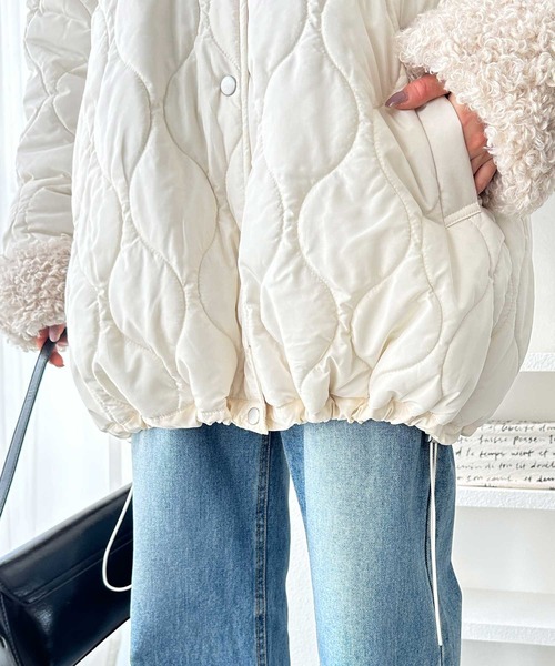 GeeRA（ジーラ）の「衿ボアキルティングミドル丈バルーンジャケット（ブルゾン・レディース・アイボリー/ブラック・MEDIUM/LARGE）」の7枚目の写真