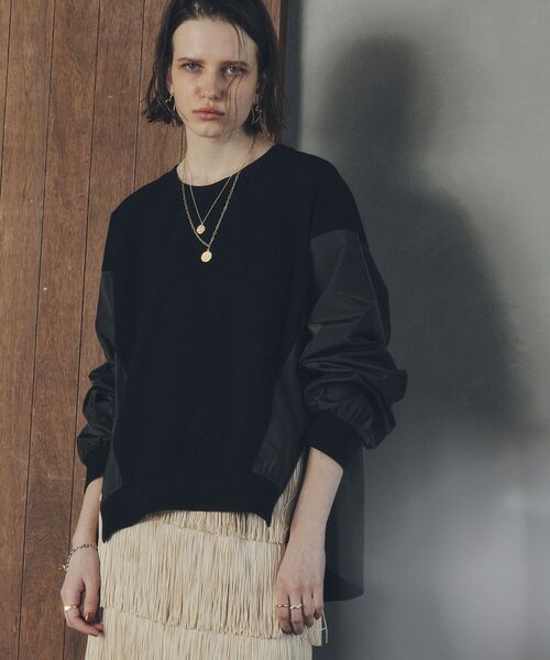 Editt by YECCA VECCA(エディットバイイェッカヴェッカ)の「素材MIX裾ZIPプルオーバー(スウェット・レディース・その他6/ブラック・FREE)」の4枚目の写真