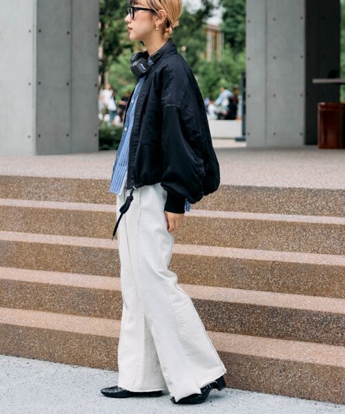 etsinta（エシンタ）の「etsintaリメイクフレアパンツ（スウェットパンツ・レディース・ブラック/オフホワイト/レッド/ブルー・ONE SIZE）」の12枚目の写真